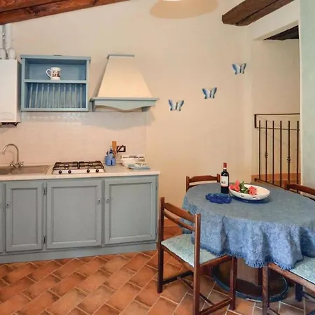Vakantiehuis In Montalbano With Scenic Views *