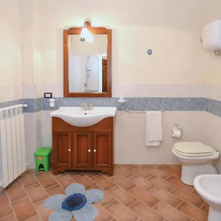 Holiday home In Montalbano With Scenic Views Citta di Castello